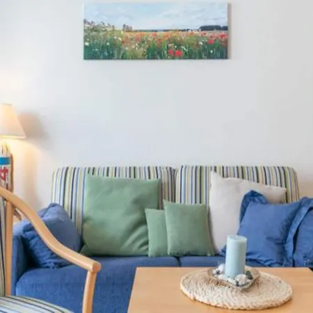 Apartment Im 2 Og Mit Balkon In *