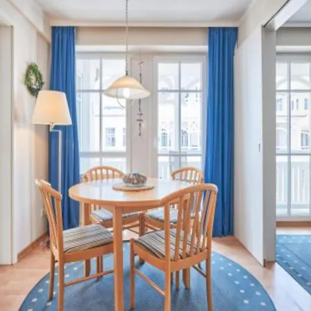 Im 2 Og Mit Balkon In Sellin (Rugen)
