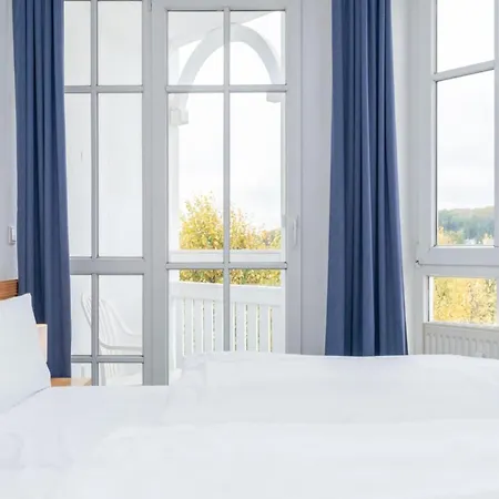 Lejlighed Im 2 Og Mit Balkon In *